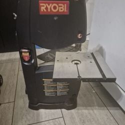 Robi 9” Band Saw