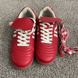 Steve Madden Madrid Red Sneakers Women’s Size 8.5 – Retro Soccer Style w/ Extra Laces