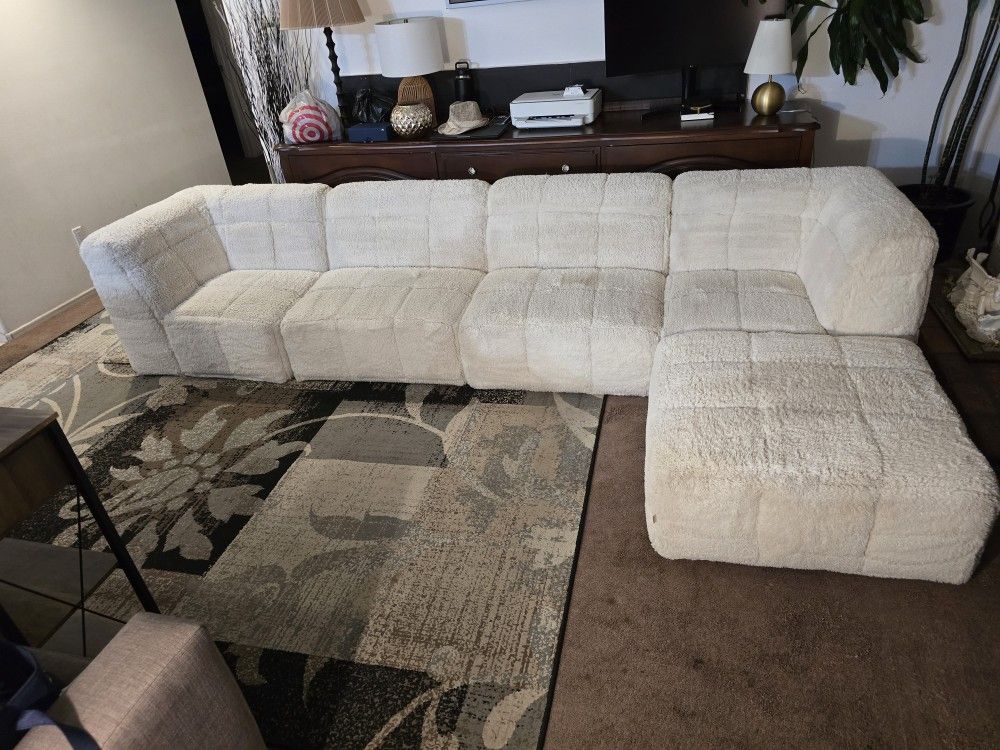 Baldwin Sectional From Pottery Barn 5 Pieces