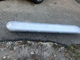 Waterproof Vapor Tight Light