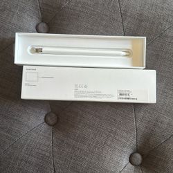 Apple Pencil (USB-C) – Original Box – Like New