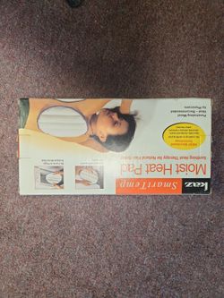 Moist heat pad