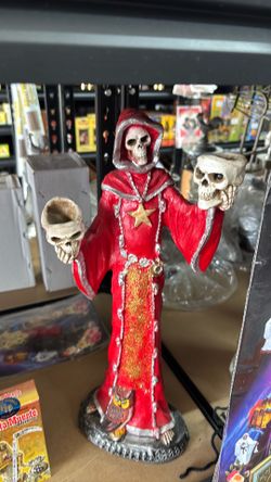 Santa Muerte Roja Con Valeros