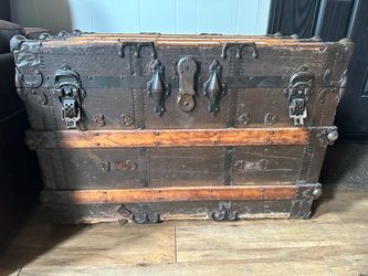 Antique Steamer Trunk