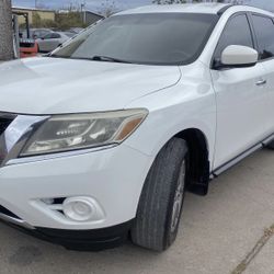 2014 Nissan Pathfinder