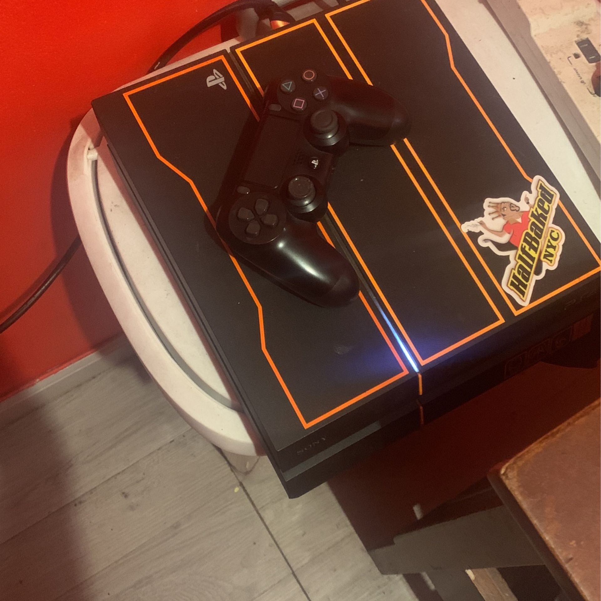 PS4 + controller for Sale in The Bronx, NY OfferUp