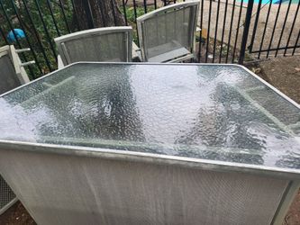 POOLSIDE BAR AND CHAIRS