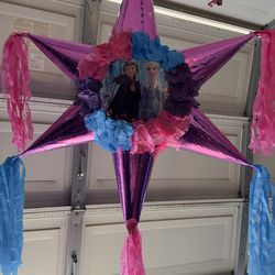 Frozen Star Pinata
