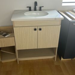 30” VANITY - 32” With Countertop