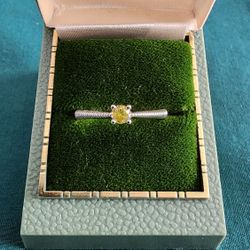 Real Yellow Diamond Ring