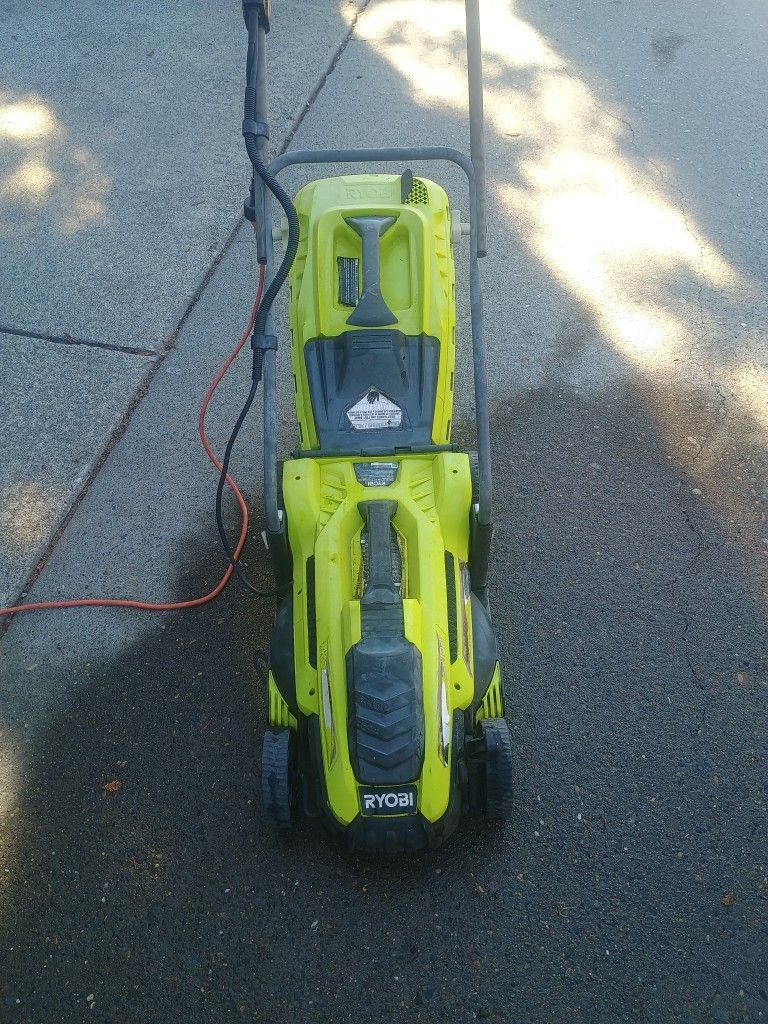 Electric Lawn Mower