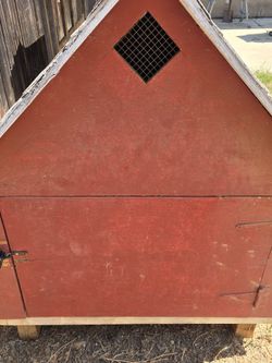 Chicken coop