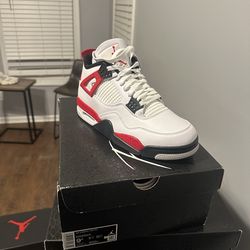 Retro 4 red cement