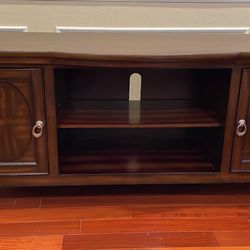 Tv stand