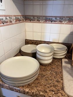 Set of plates