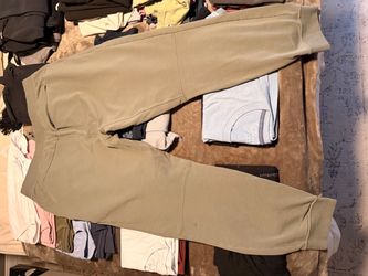 Lulu Lemon joggers SZ L