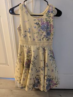 Girl Dress Size 10