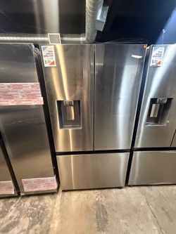 Samsung - 31 Cu Ft Mega Capacity 3-Door French Door refrigerator With 4 Types Of Ice  - Stainless Steel 😍