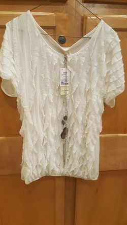 Womans shirt size large with built in necklace