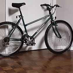 NEVER USED..... Perfect ...RALEIGH M5.0  ... Made In The USA