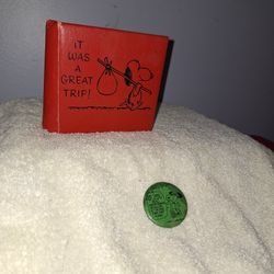SNOOPY/Peanuts Memorabilia 