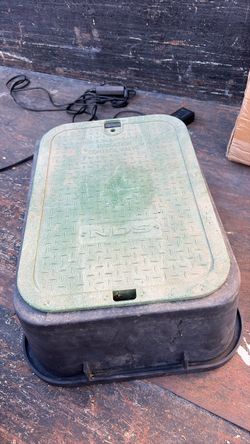 Irrigation control valve box