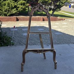 Vintage gold Easel