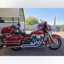 HARLEY DAVIDSON 2012