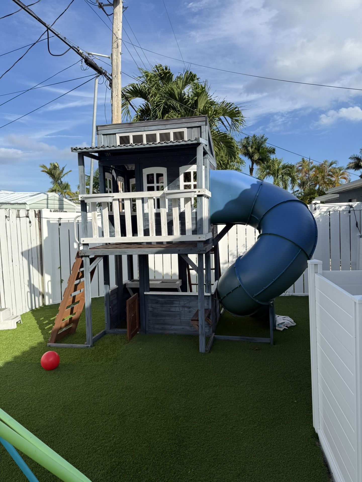 Kid Kraft Play Set ! 