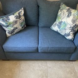 Couch/ Love Seat