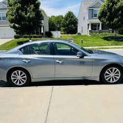 2014 Infiniti Q50