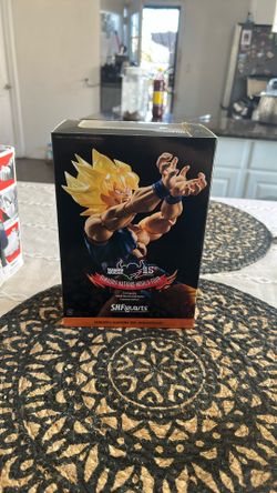 S.h. Figuarts Dragon Ball ZSon Goku Nycc Exclusive Box Only
