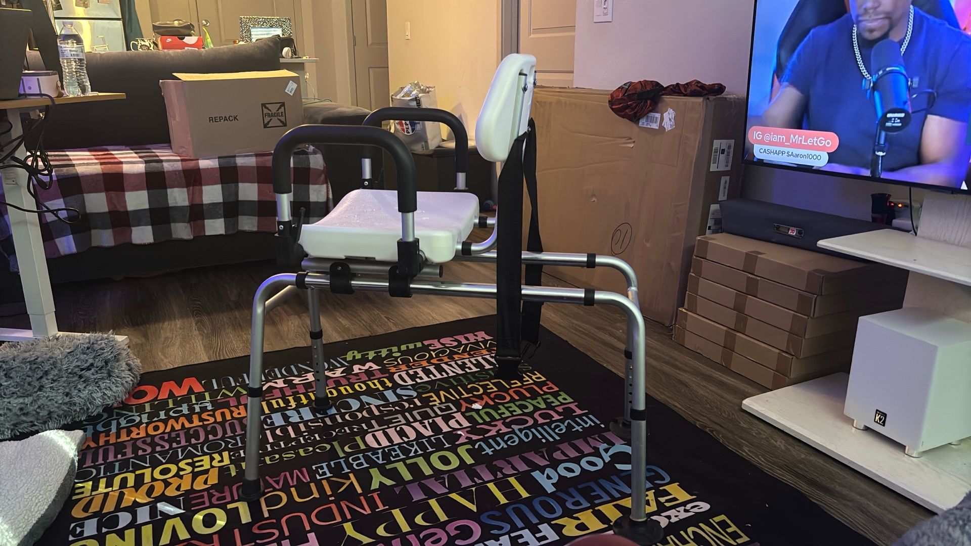 Shower Chair with Swive