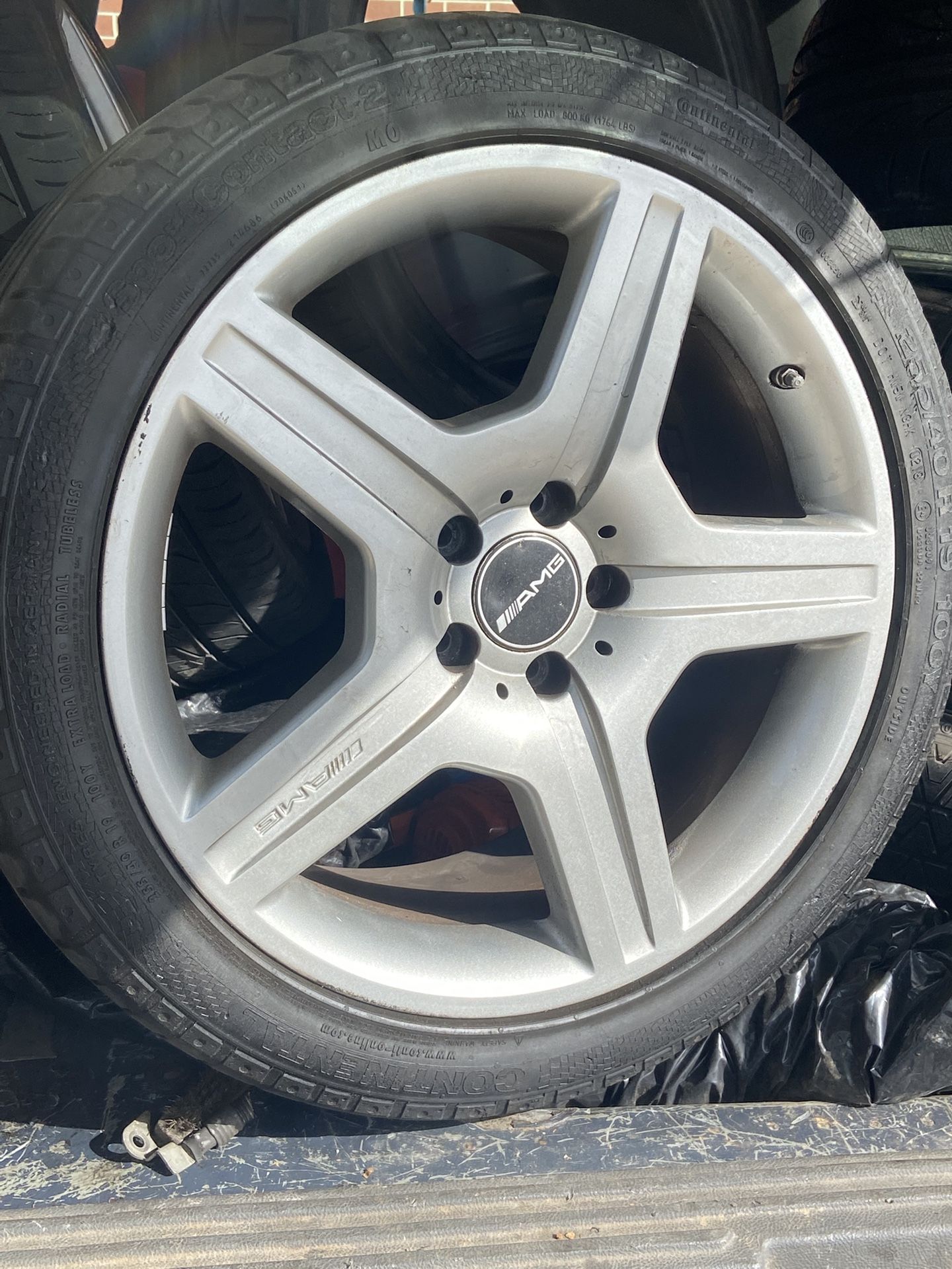 Mercedes Benz AMG Rims