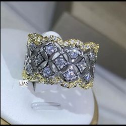 New 18k Gold Wedding Ring 