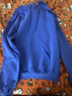 Champion hoodie size medium in men’s 