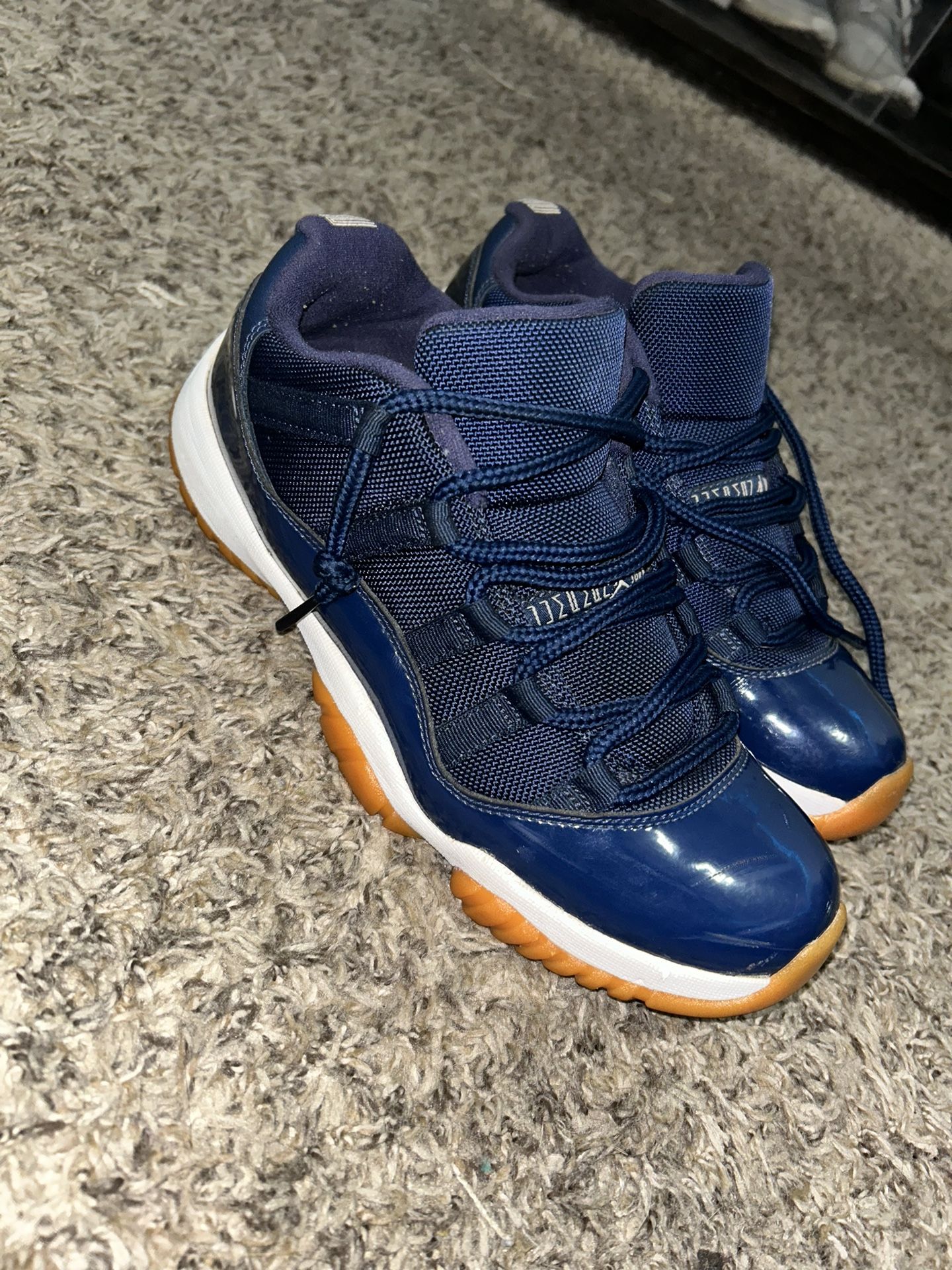 Jordan 11 Retro Low Midnight Navy