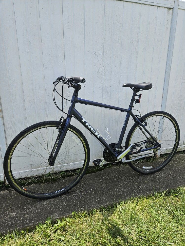 Trek FX Hybrid Bike