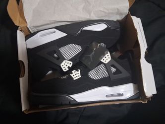 Jordan 4