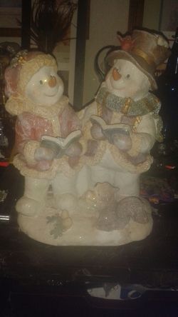 Ceramic frosty and mrs singin carols