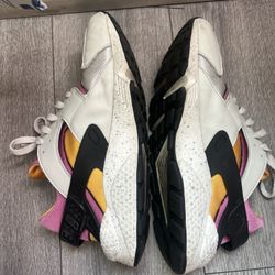 Nike AIR Huarache 