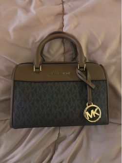 Michael kors extra small mini crossbody duffle