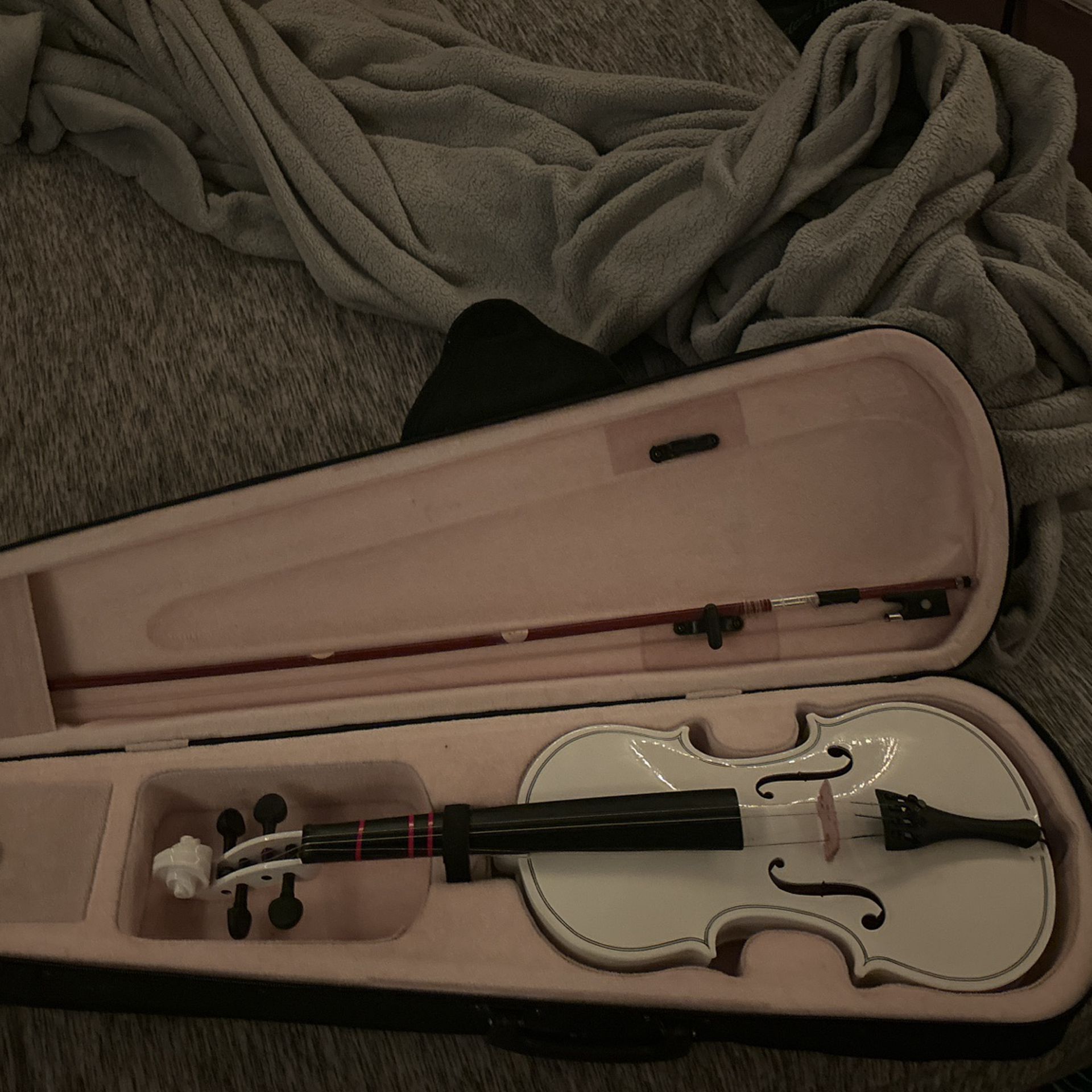 White Violin 