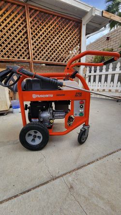HUSQUARNA 3100 PSI NICE!! For a second owner VERY GOOD CONDITION,