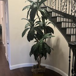 Decorative Tree (approx 7/8ft)