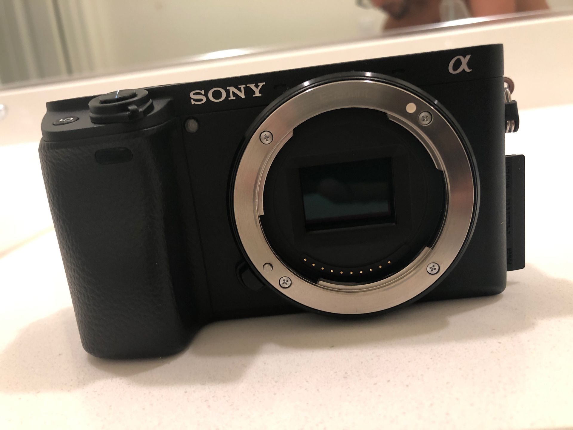 Sony a6400 brand new - price negotiable (body only)