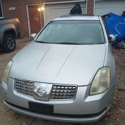 2004 Nissan Maxima