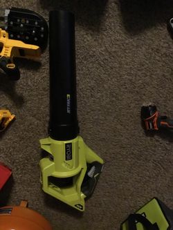 Ryobi 40V Blower .. on-SALE... only 35 tomorrow (Sun) Only 💥💥👍🏽👍🏽⌛️⌛️💸💸👌🏽