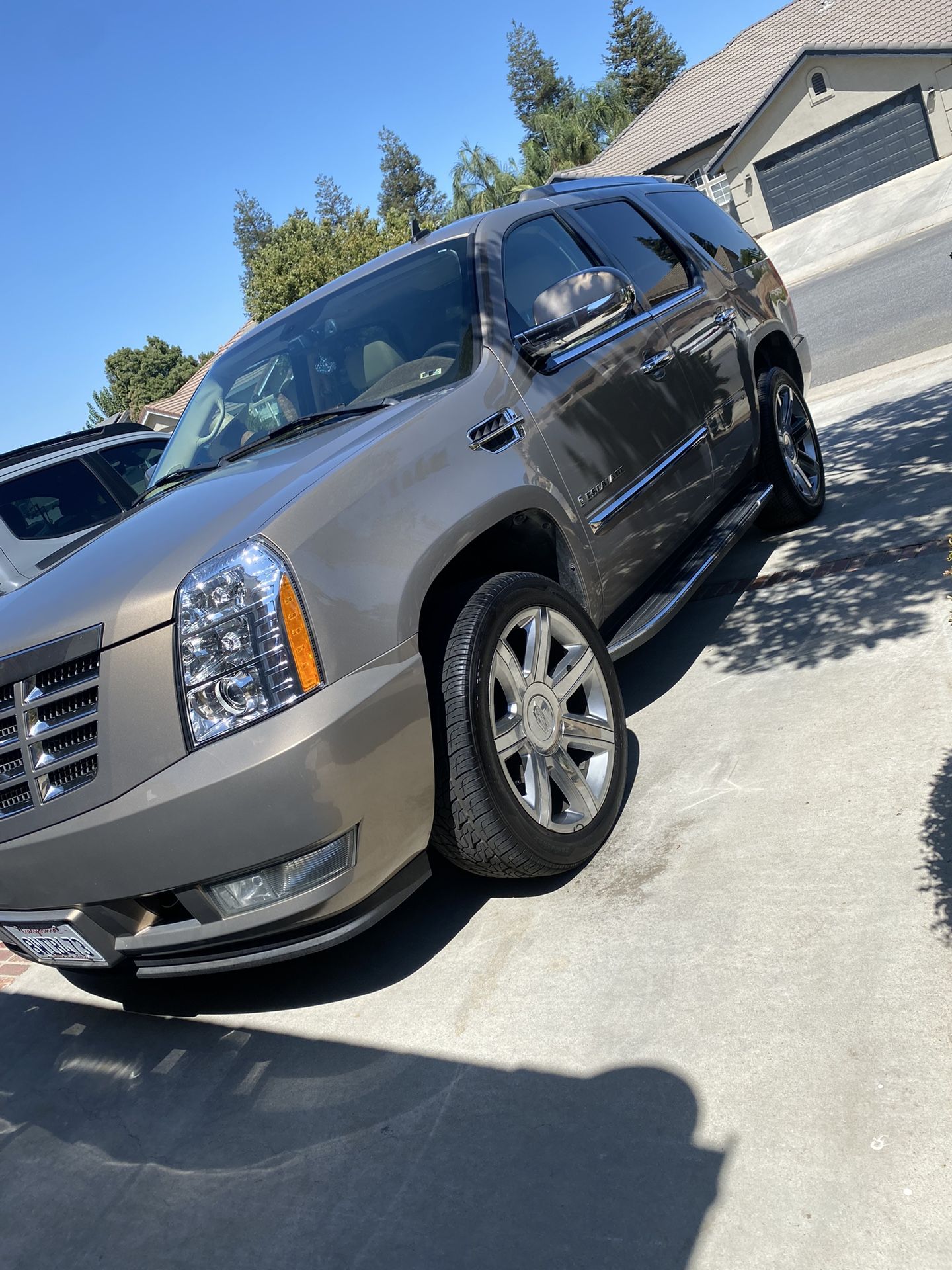 2007 Cadillac Escalade for Sale in Bakersfield, CA OfferUp