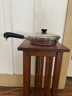 Vintage 9” Revere Ware Copper Bottom Skillet With Lid.      B